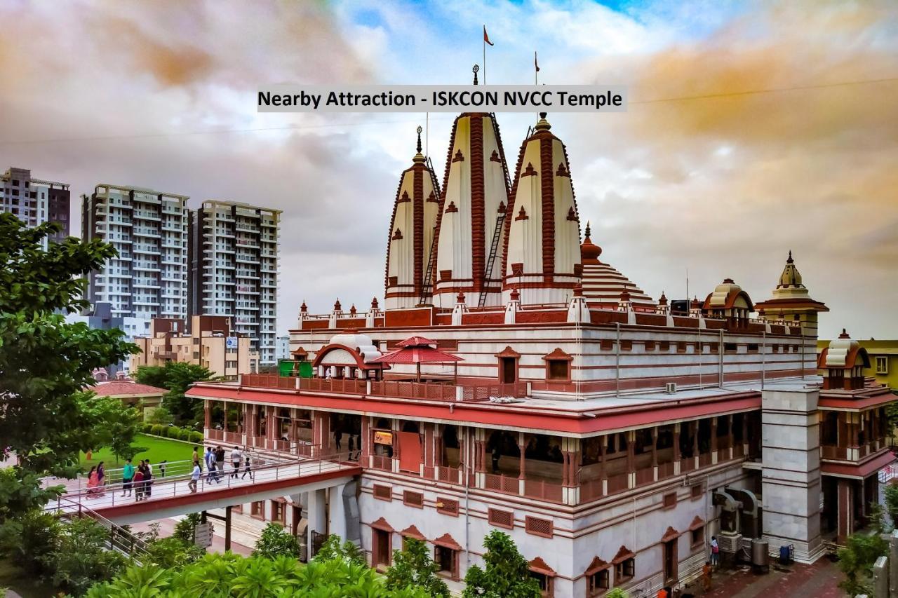 Oyo 1065 Hotel Hmr Royal Inn Pune Bagian luar foto